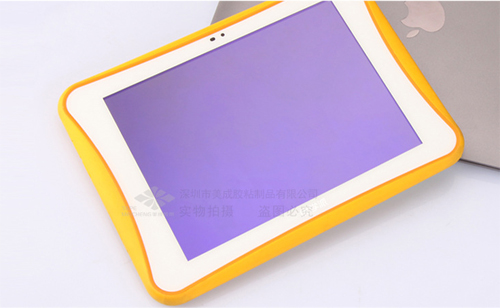 學習平板貼防藍光膜，上網課、健康護眼兩不誤